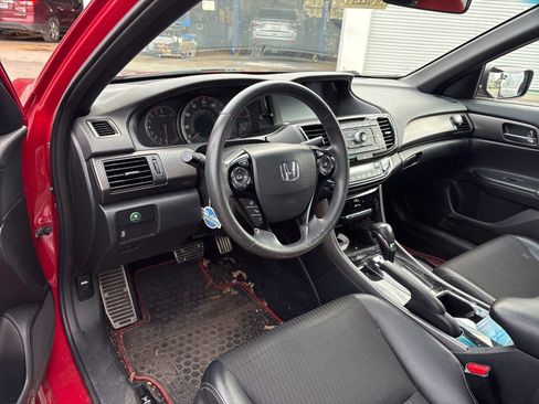 Used 2016 Honda Accord Sport image 5