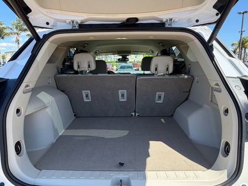 Used 2020 GMC Terrain Denali w/ Denali Premium Package AWD/4WD image 7