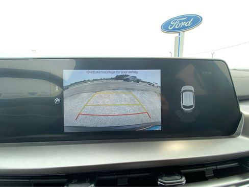 Used 2025 Kia Telluride S FWD image 32