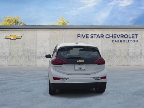 Used 2020 Chevrolet Bolt LT FWD image 7