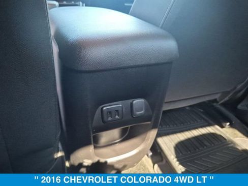 Used 2016 Chevrolet Colorado LT w/ LT Convenience Package AWD/4WD image 29