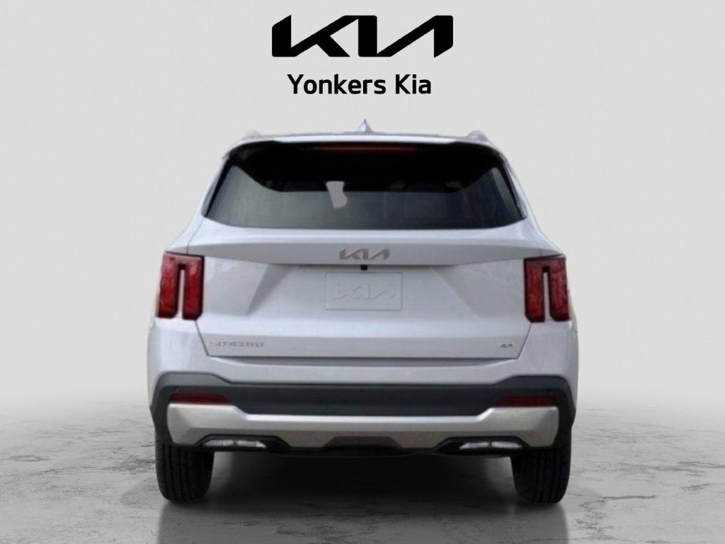 Used 2025 Kia Sorento S AWD/4WD image 5