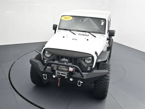Used 2017 Jeep Wrangler Unlimited Sahara w/ Max Tow Package AWD/4WD image 25