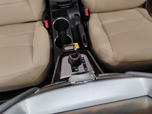 Used 2013 Hyundai Elantra Limited w/ Technology Pkg FWD image 47
