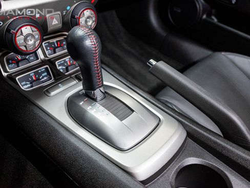 Used 2013 Chevrolet Camaro SS w/ Hot Wheels Special Edition image 17