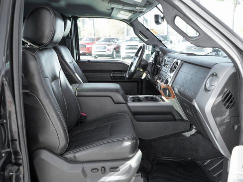 Used 2012 Ford F350 Lariat w/ Chrome Pkg image 33