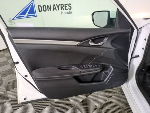 Used 2019 Honda Civic LX image 11