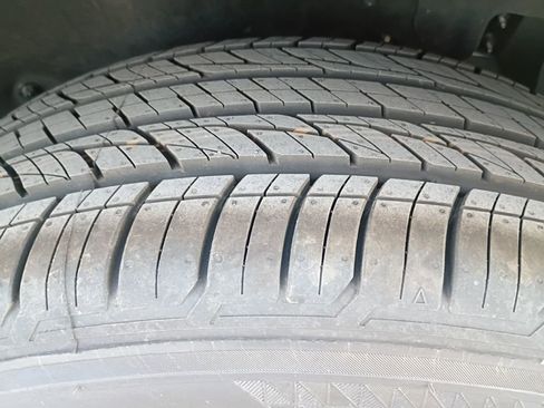 New 2026 Nissan Pathfinder SV image 33