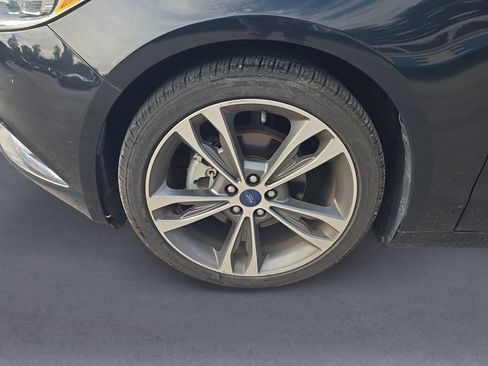 Used 2018 Ford Fusion Titanium AWD/4WD image 11