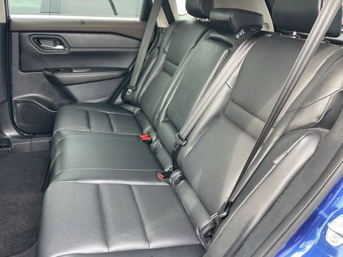 Certified 2023 Nissan Rogue SV w/ SV Premium B Package AWD/4WD image 8