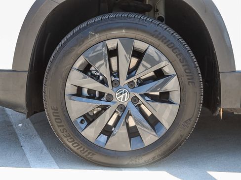 Used 2023 Volkswagen Taos S image 11
