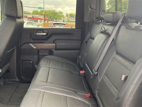 Used 2023 GMC Sierra 3500 Denali w/ Denali Ultimate Package image 14