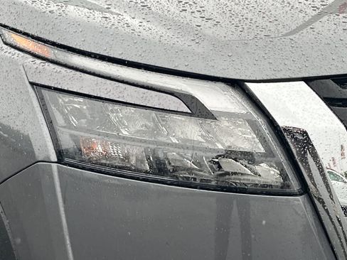 Certified 2025 Nissan Pathfinder S AWD/4WD image 35