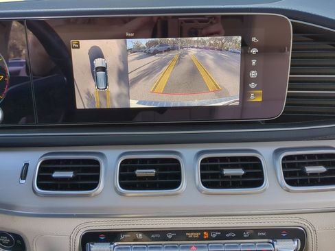 Used 2022 Mercedes-Benz GLE 350 image 5