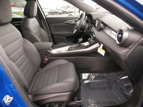 New 2024 Alfa Romeo Tonale Ti w/ Active Assist Package image 35