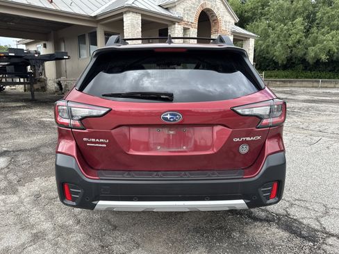 Used 2021 Subaru Outback Limited AWD/4WD image 5