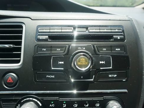 Used 2015 Honda Civic LX image 10