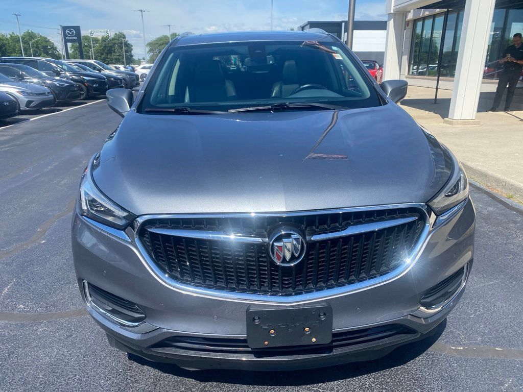 Used 2018 Buick Enclave Premium w/ Experience Buick Package AWD/4WD image 3