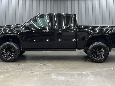 Used 2025 GMC Sierra 1500 Denali Ultimate image 2