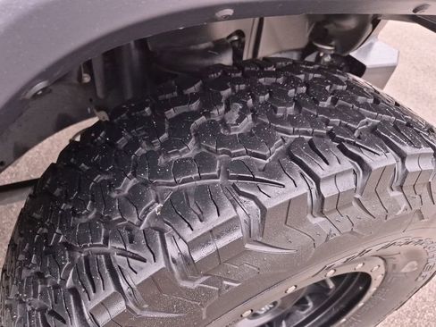 Used 2018 Jeep Wrangler Unlimited Sport S AWD/4WD image 16