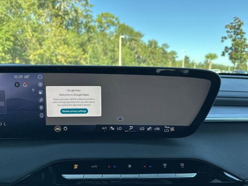 Used 2025 Buick Enclave Preferred image 22