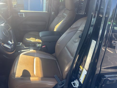 Used 2021 Jeep Wrangler Unlimited Rubicon AWD/4WD image 11