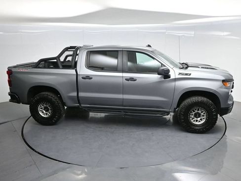 Used 2025 Chevrolet Silverado 1500 Custom Trail Boss w/ LPO, Dark Essentials Package AWD/4WD image 47