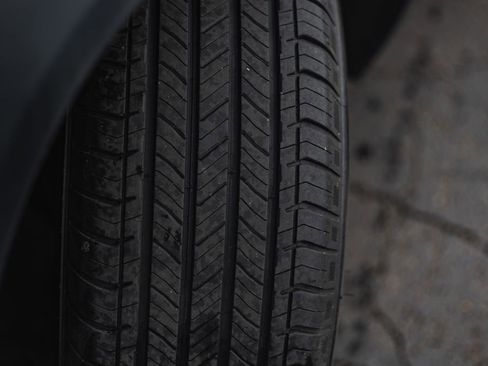 New 2026 Chevrolet Equinox LT w/ Convenience Package II image 4