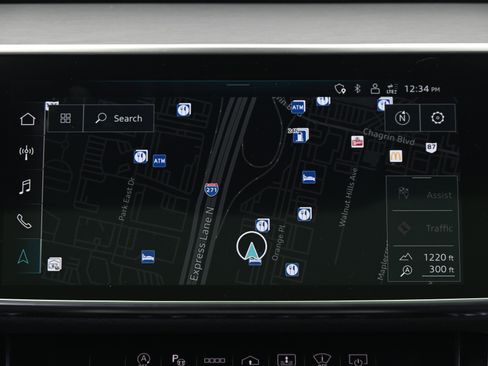 Used 2023 Audi A8 L 3.0T image 32