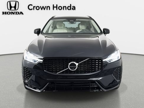 Used 2025 Volvo XC60 T8 Ultra w/ Protection Package Premier image 2