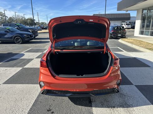 Used 2023 Kia Forte GT-Line w/ GT-Line Premium Package image 5