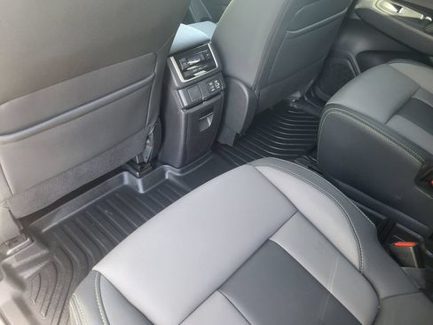 Used 2023 Subaru Ascent Onyx Edition AWD/4WD image 24