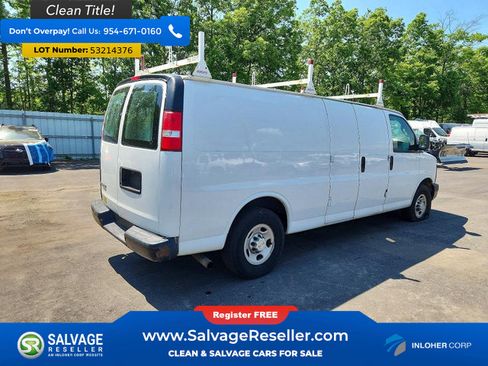 Used 2017 Chevrolet Express 2500 Extended RWD image 4
