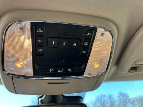 Used 2020 Jeep Grand Cherokee Summit w/ Platinum Series Group image 25