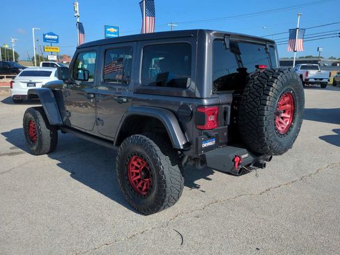 Used 2019 Jeep Wrangler Unlimited Rubicon AWD/4WD image 6