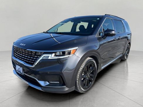 Used 2022 Kia Carnival SX Prestige image 4