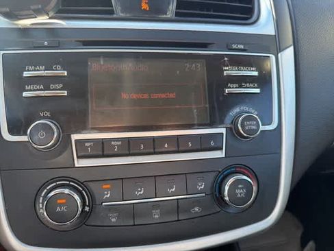 Used 2016 Nissan Altima 2.5 S w/ Power Driver Seat Package image 15