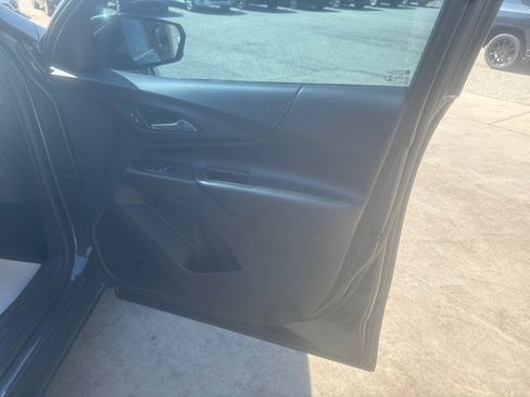 Used 2021 Chevrolet Equinox LT FWD image 14