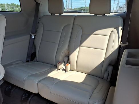 Used 2018 GMC Acadia Denali FWD image 18