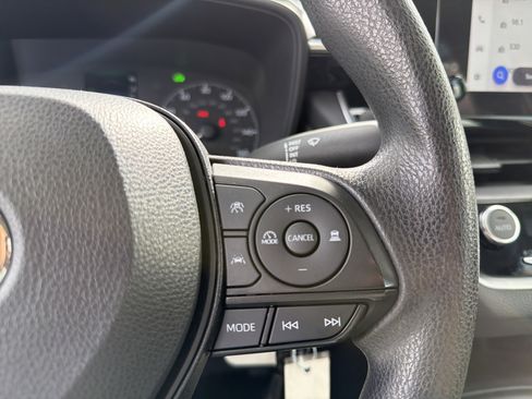 Certified 2024 Toyota Corolla LE image 10