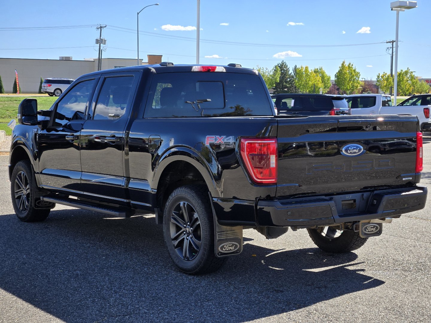 Used 2022 Ford F150 XLT w/ Equipment Group 302A High AWD/4WD image 9