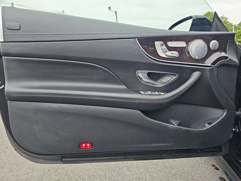 Used 2018 Mercedes-Benz E 400 4MATIC Cabriolet image 20