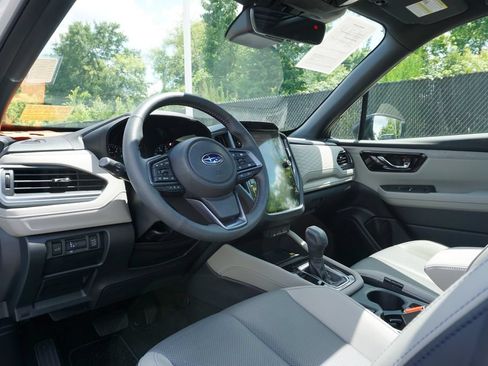 Used 2025 Subaru Forester Limited w/ Protection Package AWD/4WD image 10