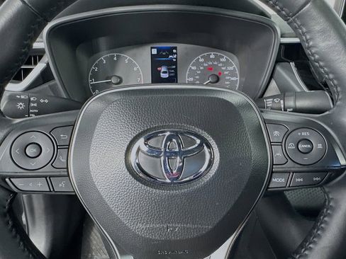 Used 2025 Toyota Corolla SE FWD image 16