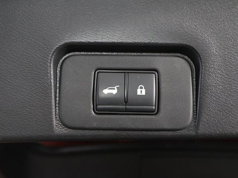 Used 2023 Nissan Rogue SV w/ SV Premium B Package AWD/4WD image 46
