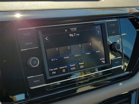 Used 2023 Volkswagen Taos S image 21