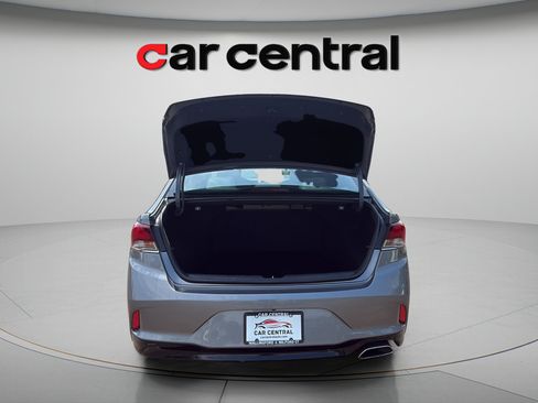 Used 2018 Hyundai Sonata SEL FWD image 9