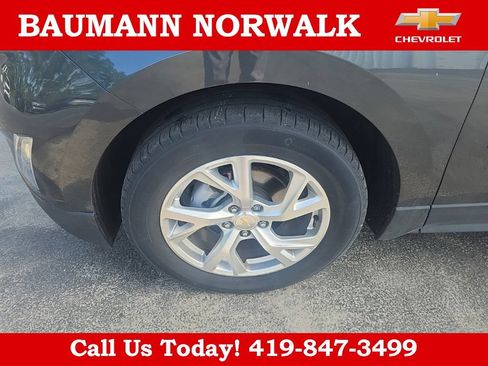 Used 2021 Chevrolet Equinox Premier FWD image 16