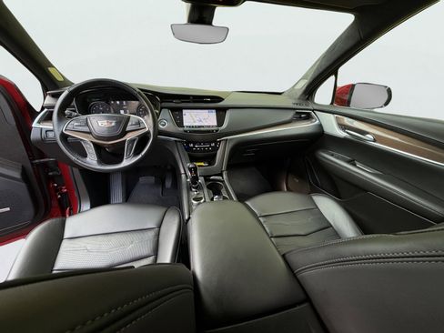 Certified 2024 Cadillac XT5 Premium Luxury w/ Platinum Package image 2