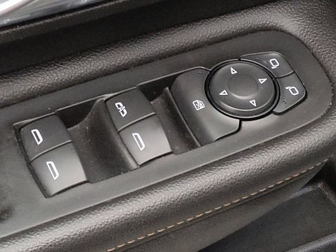 Used 2019 GMC Terrain SLE w/ Driver Convenience Package image 27